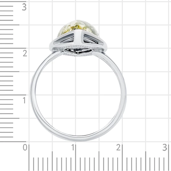 Кольцо с янтарем из серебра 925 пробы
