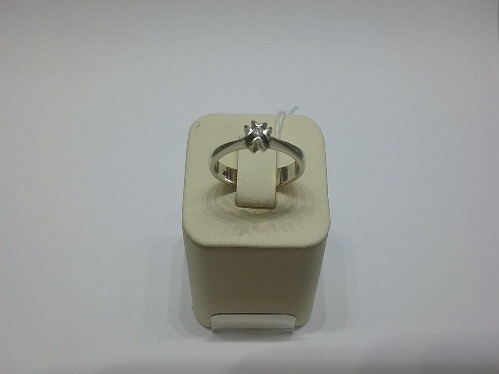 Кольцо с бриллиантом золотое 585 пробы