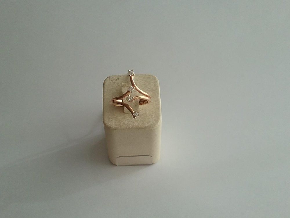 Кольцо с бриллиантами из красного золота 500 пробы