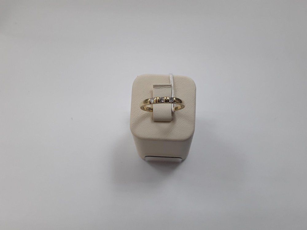 Кольцо с бриллиантами из желтого золота 750 пробы