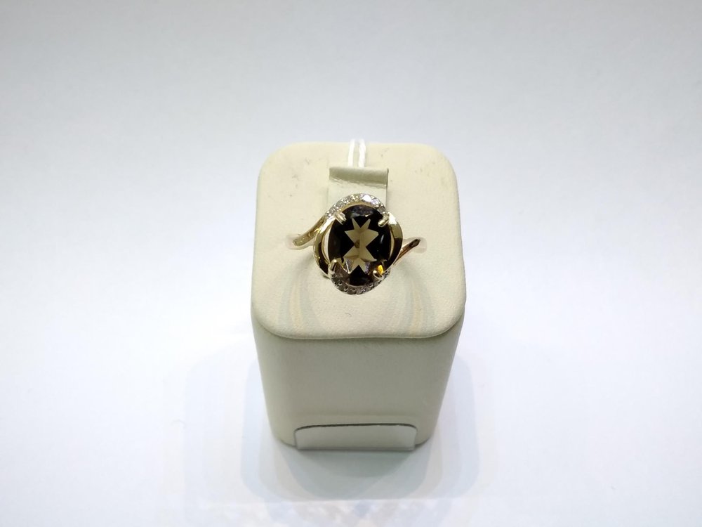 Кольцо с раух-топазом и бриллиантами из красного золота 585 пробы