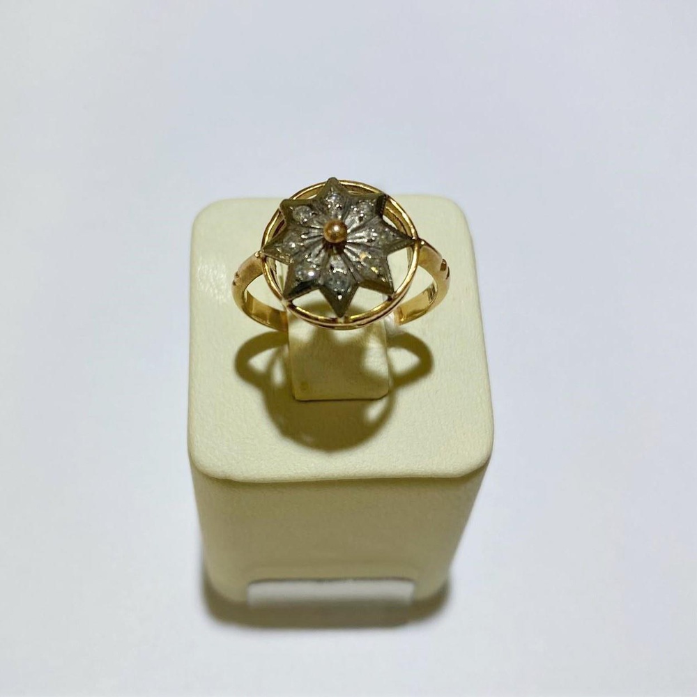 Кольцо с бриллиантами из комбинированного золота 500 пробы
