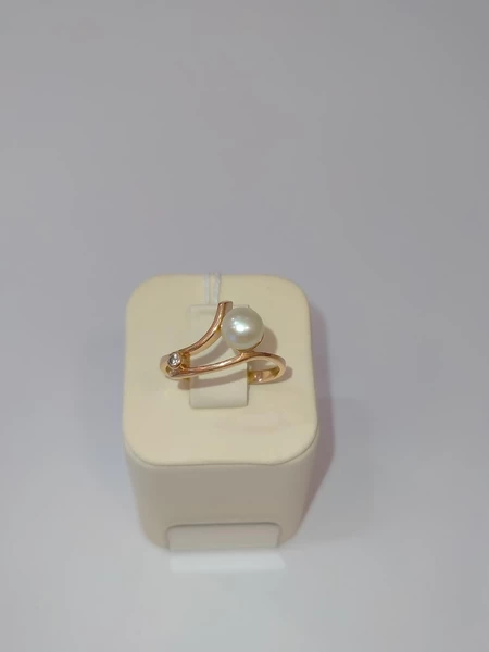 Кольцо с фианитом из красного золота 585 пробы 1