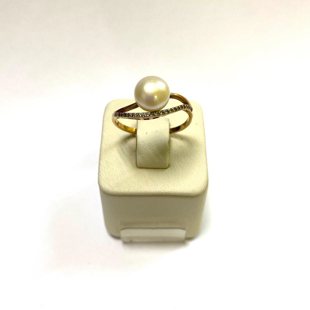 Кольцо с жемчугом из красного золота 375 пробы
