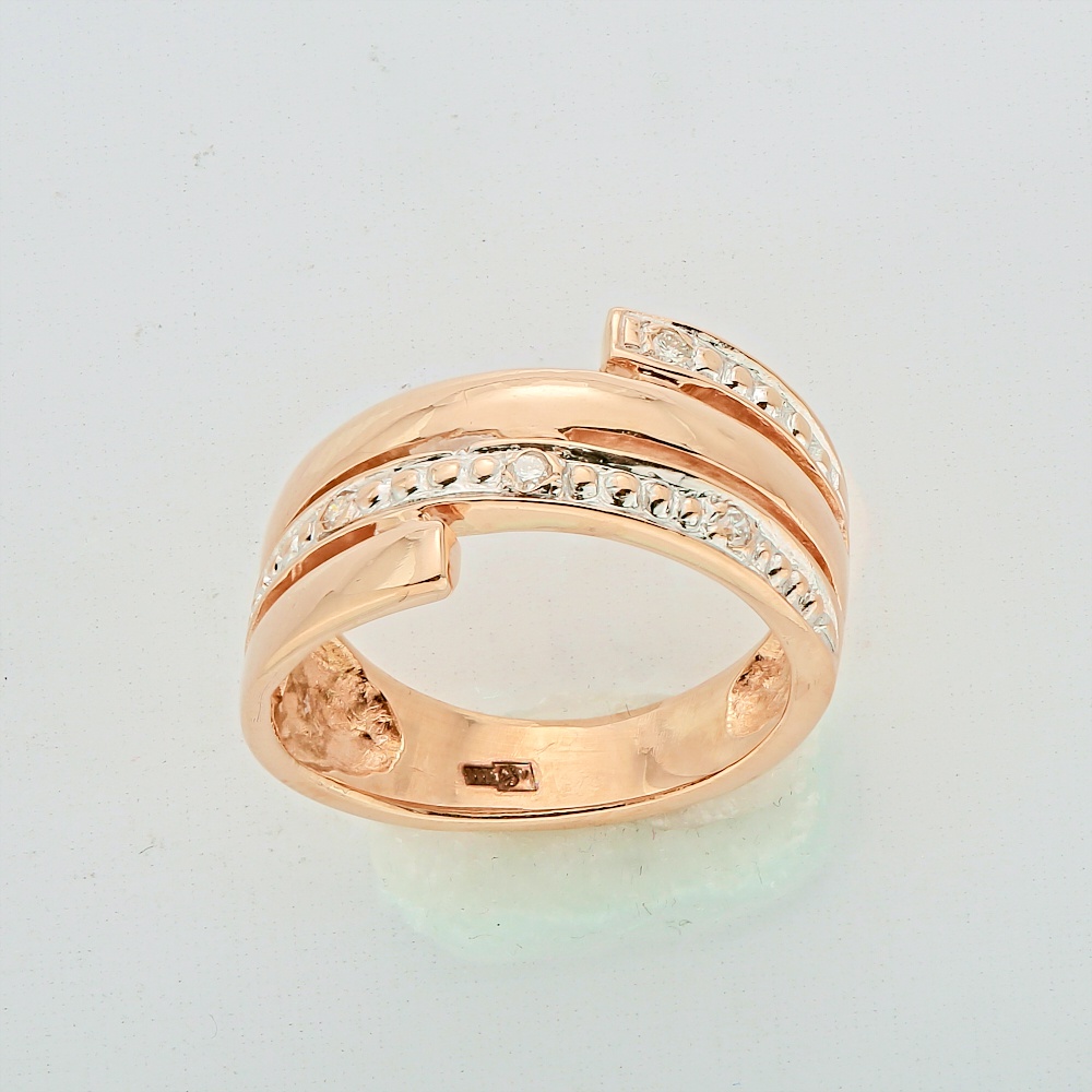 Кольцо с бриллиантом из красного золота 500 пробы