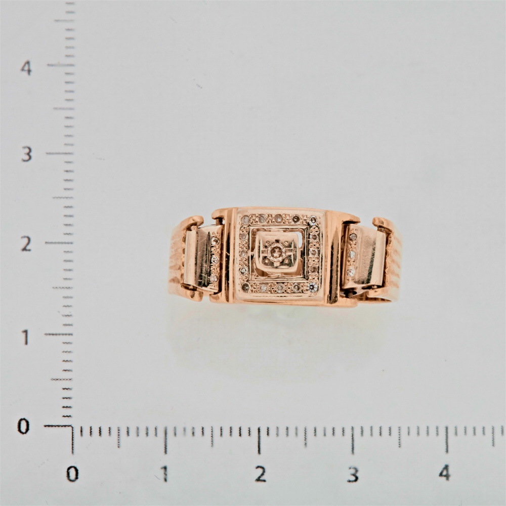 Кольцо с бриллиантом из комбинированного золота 500 пробы