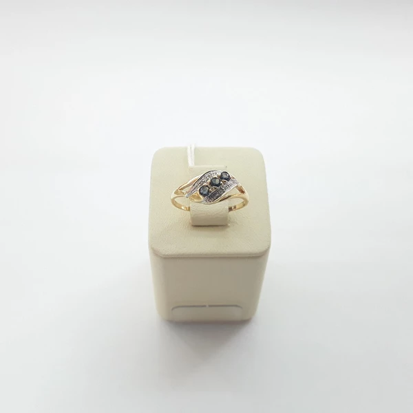 Кольцо с сапфиром из желтого золота 585 пробы