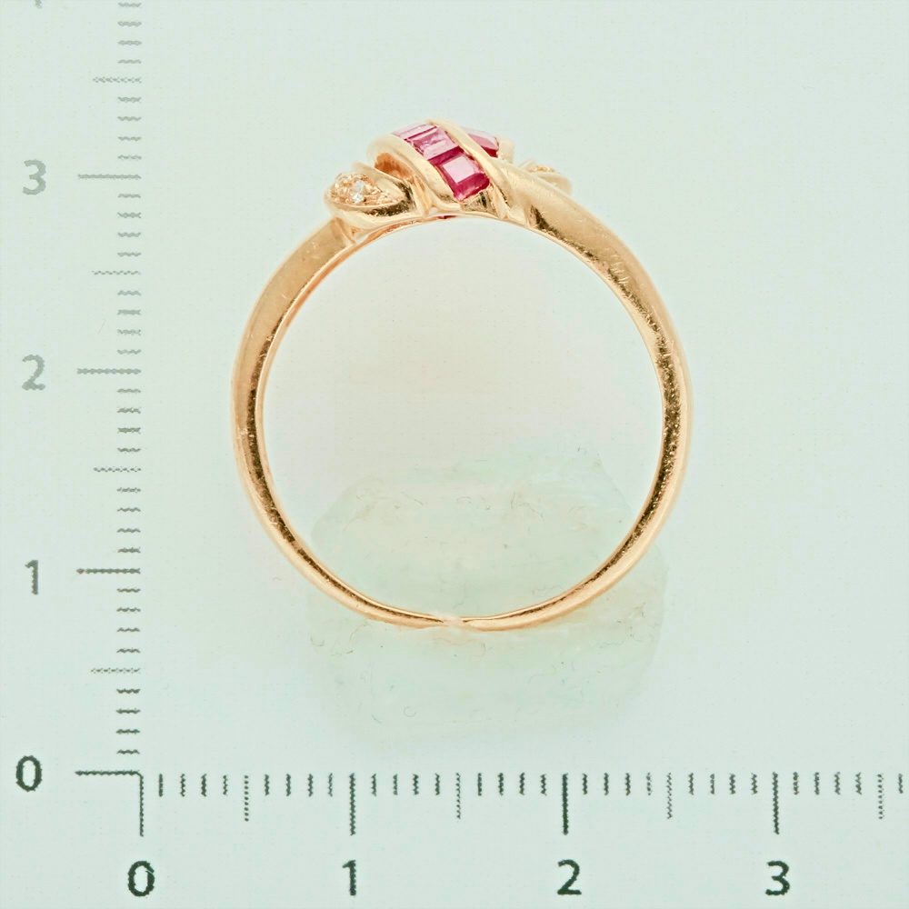 Кольцо с рубином из красного золота 585 пробы