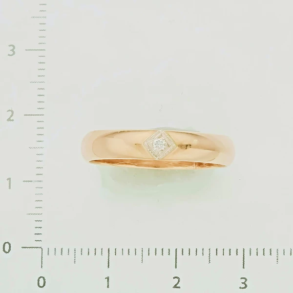 Кольцо обручальное с бриллиантом из красного золота 583 пробы