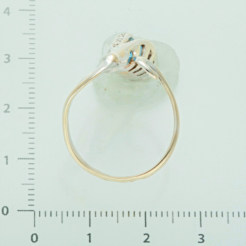 Кольцо с топазом из белого золота 585 пробы