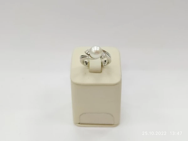 Кольцо с жемчугом из белого золота 585 пробы 1