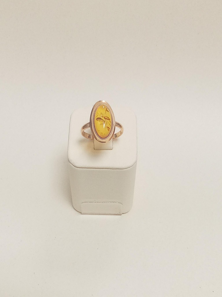 Кольцо с янтарем из красного золота 585 пробы