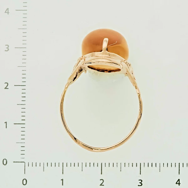 Кольцо с янтарем из красного золота 583 пробы