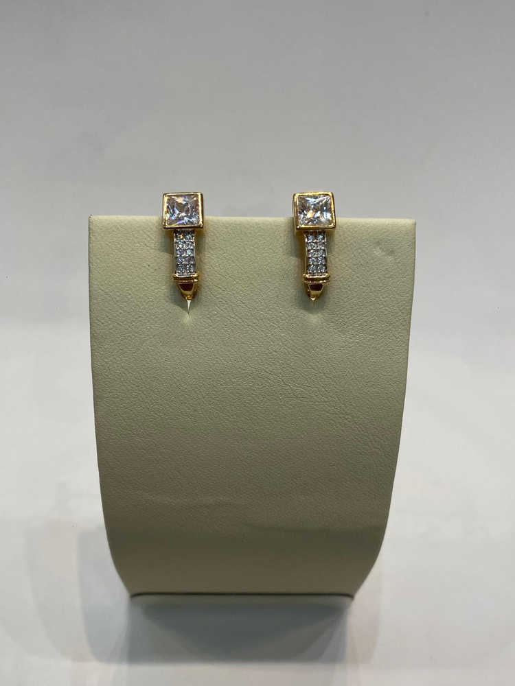 Серьги с фианитом из красного золота 585 пробы