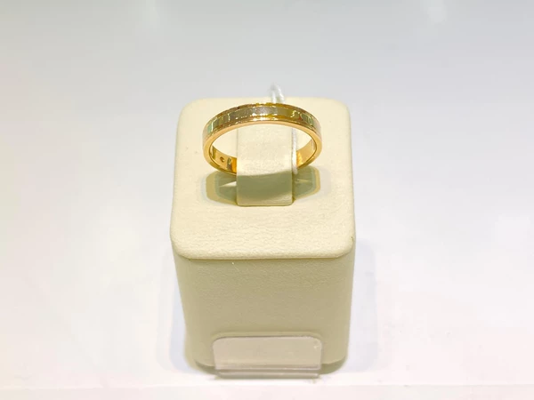 Кольцо обручальное с бриллиантом из красного золота 375 пробы