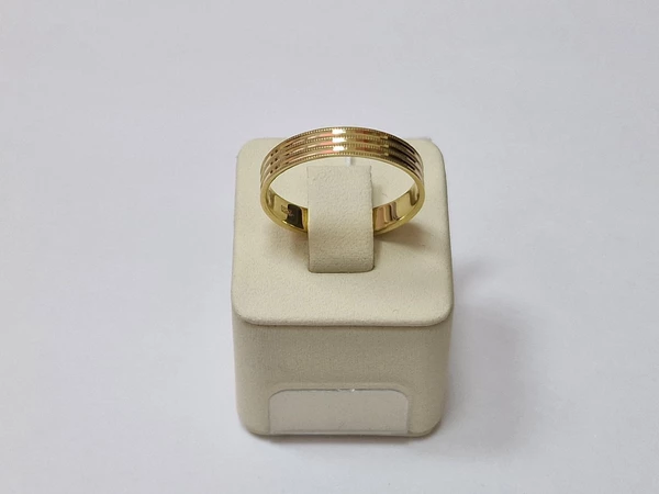 Кольцо обручальное из желтого золота 585 пробы 1