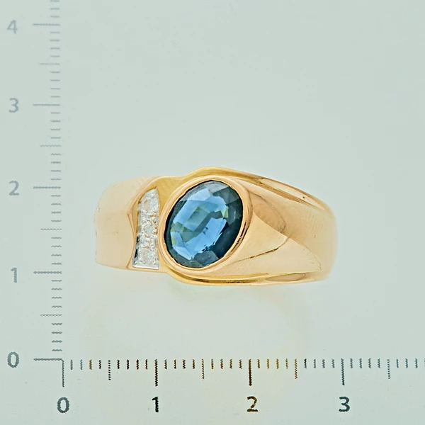 Кольцо с бриллиантом из желтого золота 750 пробы 2