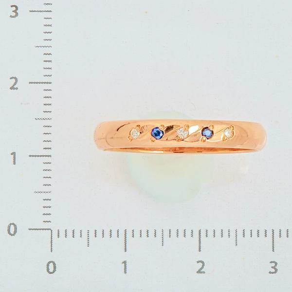 Кольцо обручальное с сапфиром из красного золота 585 пробы