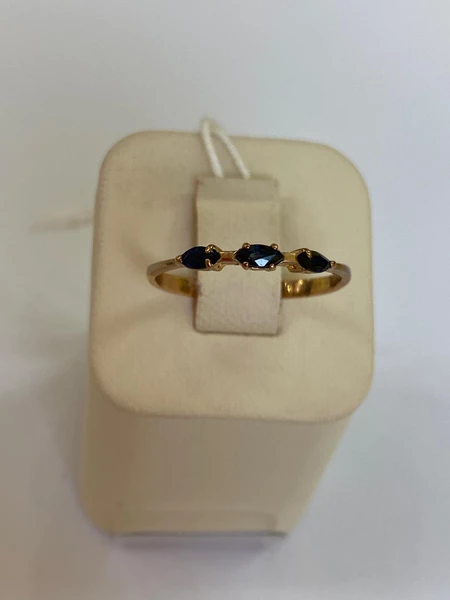 Кольцо с сапфиром из красного золота 375 пробы