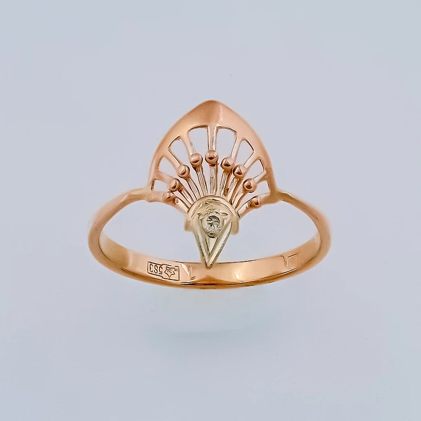 Кольцо с бриллиантом из красного золота 583 пробы