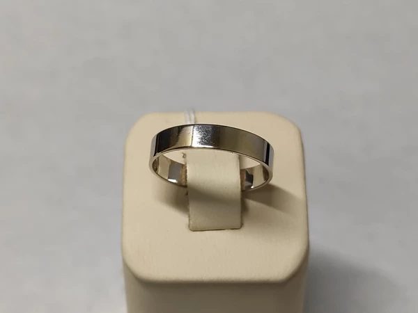 Кольцо обручальное из белого золота 585 пробы